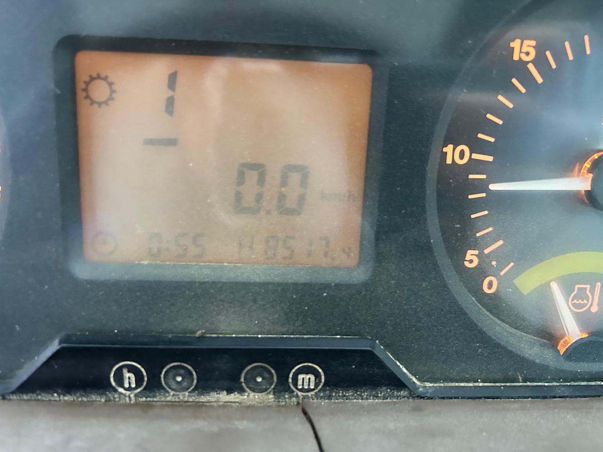 Usato John Deere 5820-fr aria 140q