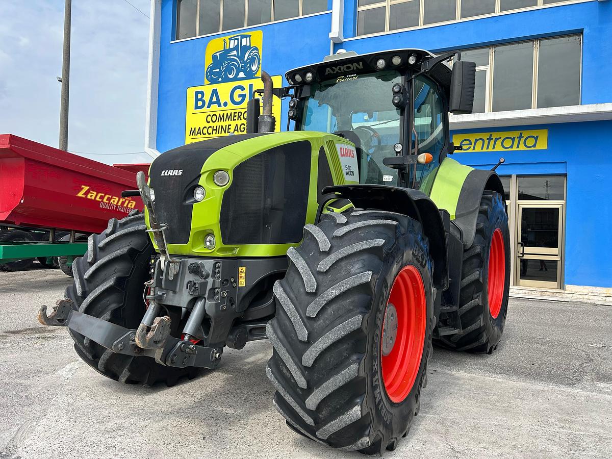 Usato Claas Axion 940 Cmatic- ponte e cabina sospesi-freni aria e olio 200q