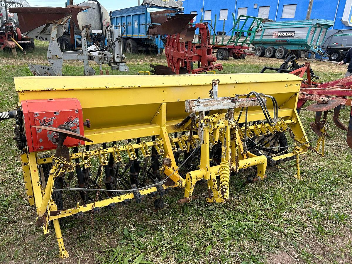 Usato Seminatrice per grano Fortschritt da 2,50m