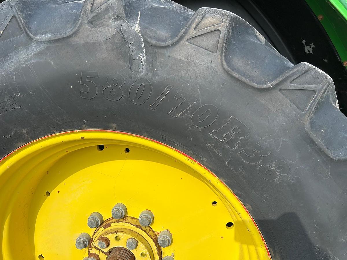 Usato John Deere 7700 caricatore Sigma4-benna e forche