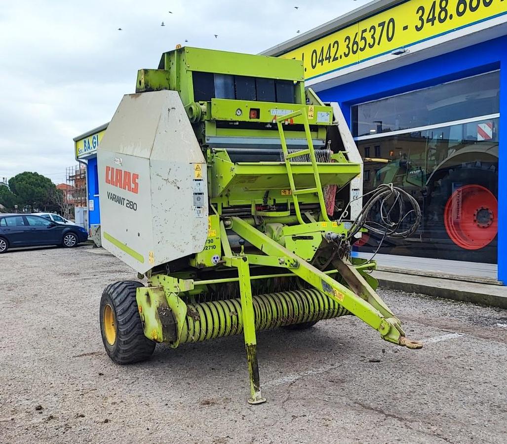 Usato Rotopressa Claas Variant 280 con ruote