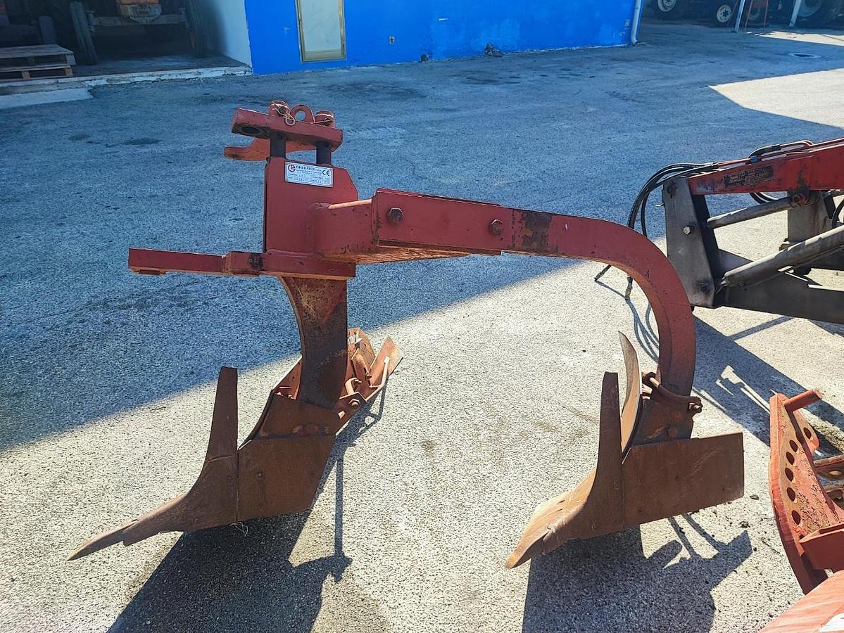 Usato Aratro singolo Ghilardi mono-bivomere