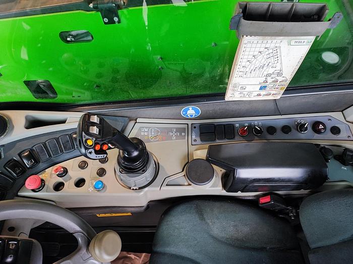 Usato Telescopico agricolo Merlo TF 33.9 CS- due sfili