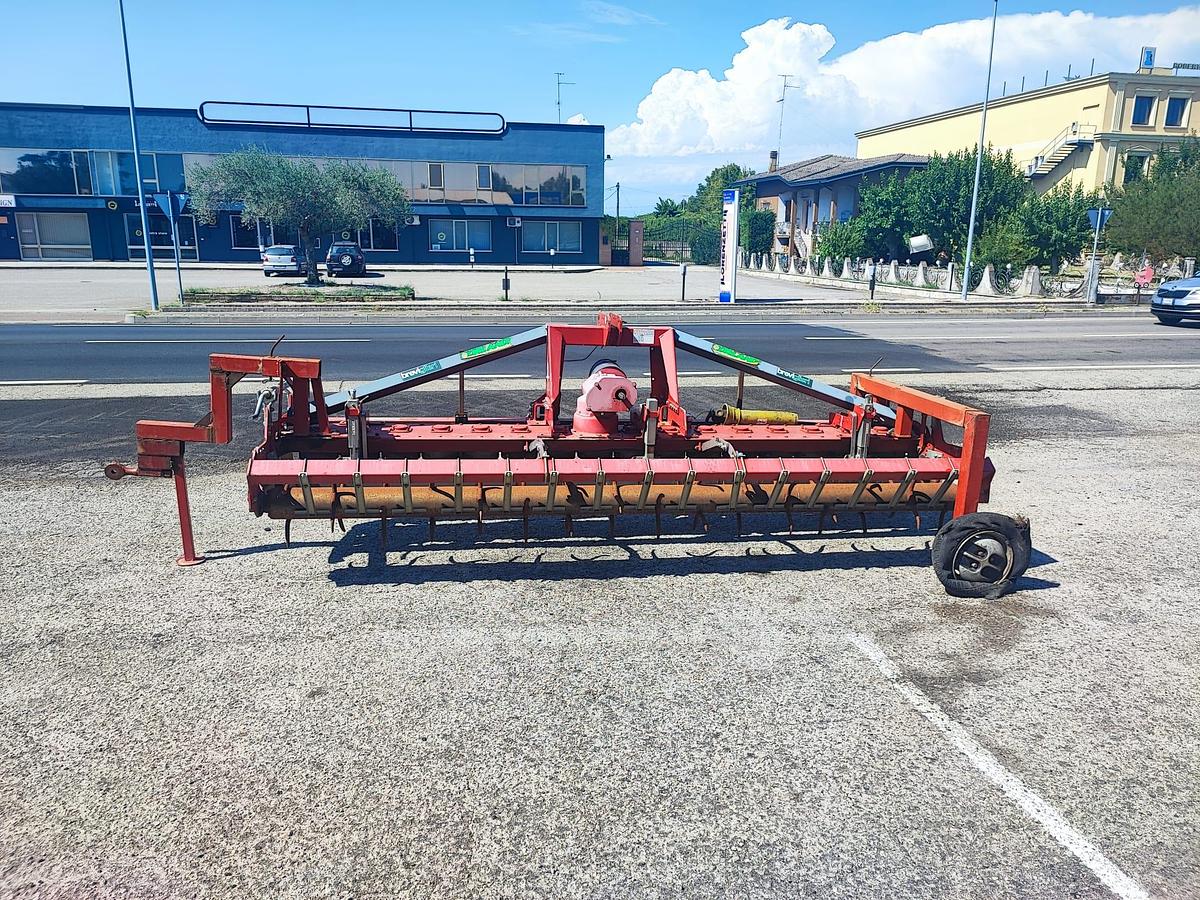 Usato erpice rotante Breviglieri da 4m- fisso