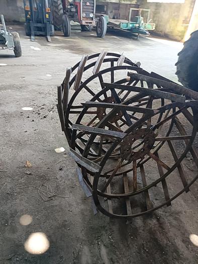 Usato Gabbie per Fiat piccola 250 o 300