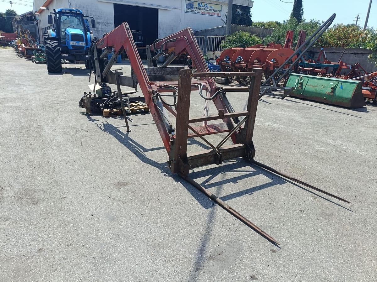 Usato caricatore frontale per massey ferguson 4 cilindri