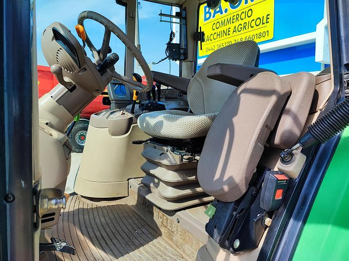 Usato John Deere 6530 Premium-ponte e cabina sospesi