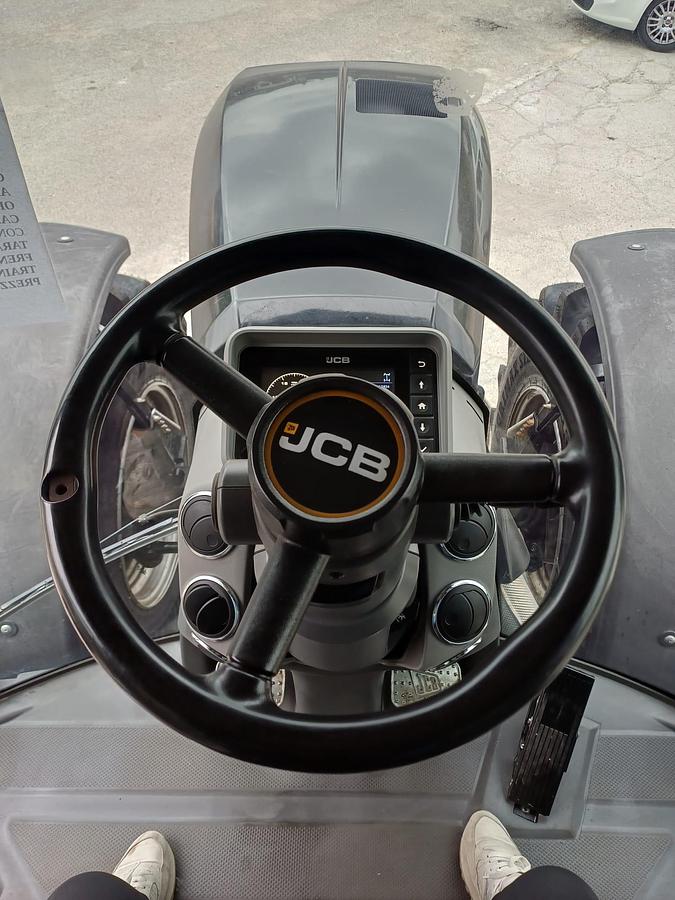 Usato JCB Fastrac 4220-Mother regulation- fr. aria 364Q