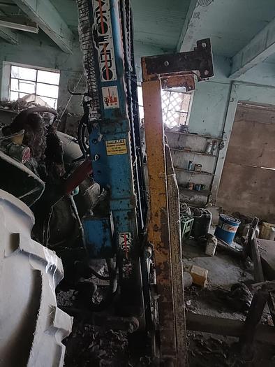 Usato Muletto marca Falconero con stringicasse