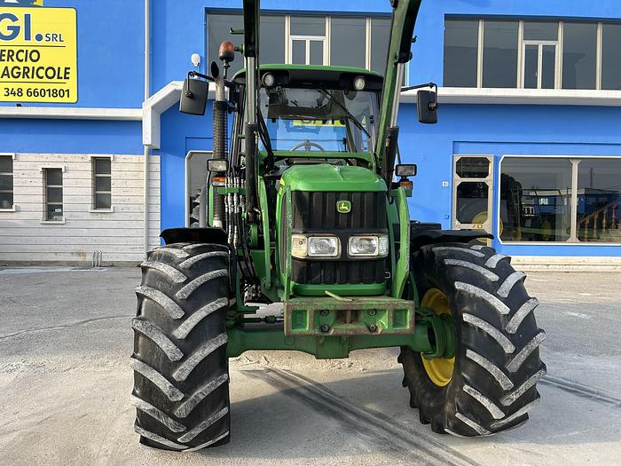 Usato John Deere 6330 con caricatore- freni ad aria 200q