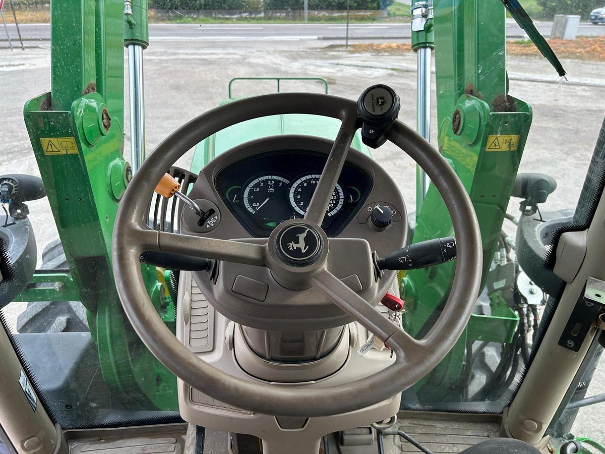 Usato John Deere 6150 R- freni aria e olio 200q- caricatore JD