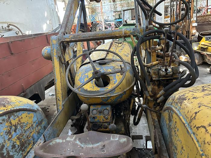 Usato Fordson Major CV 45 - 4 cilindri con caricatore