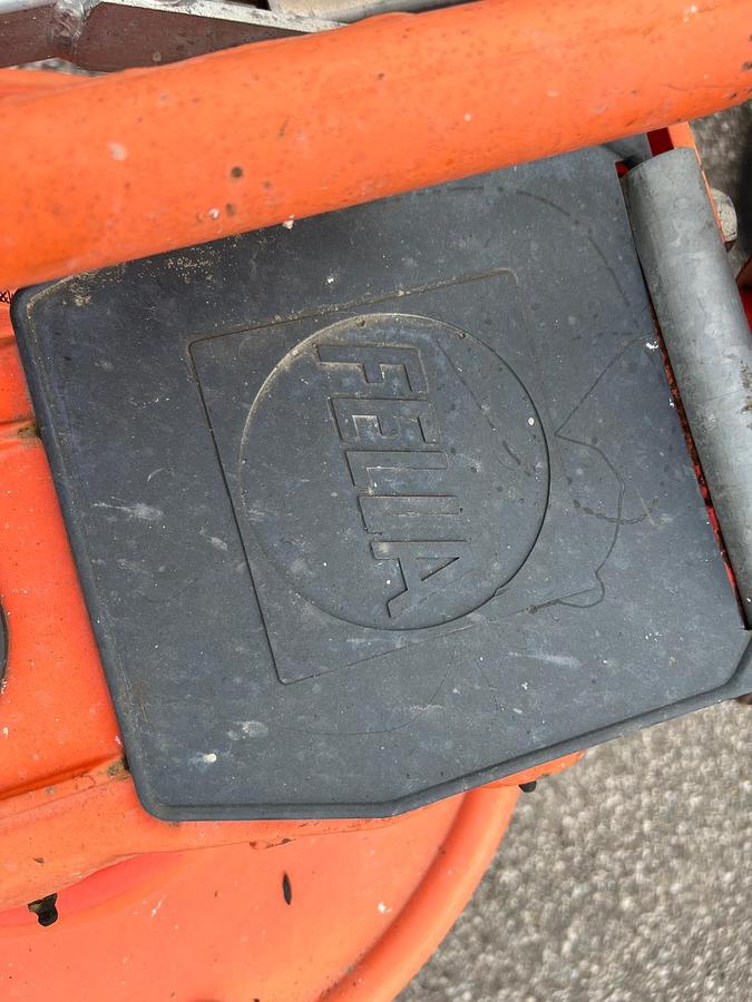 Usato Ranghinatore voltafieno Fella TH 680 D Hydro