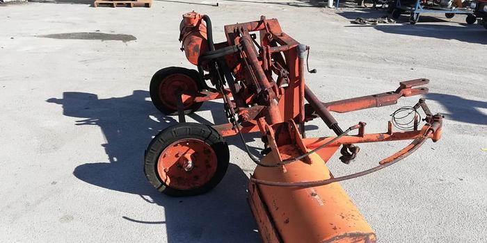 Usato Fresa interfilare marca Cavagion