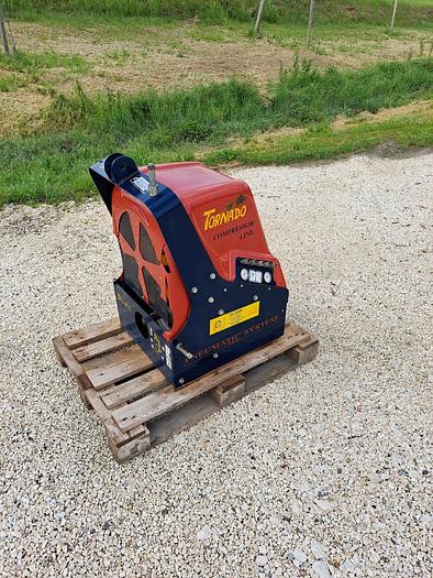 Usato Compressore per la potatura marca Maibo