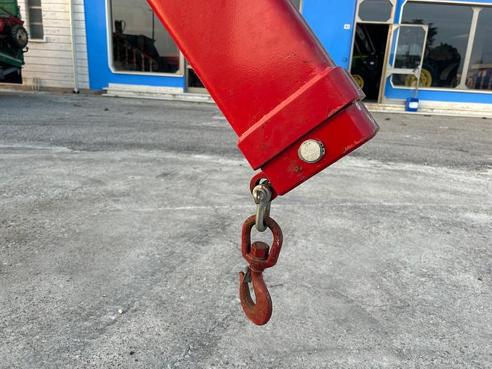 Usato Gru Cosmec con pistone idraulico