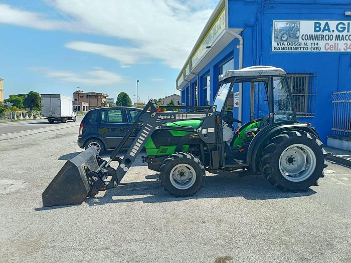 Usato Deutz Agroplus 320 con caricatore-ore 3000 circa