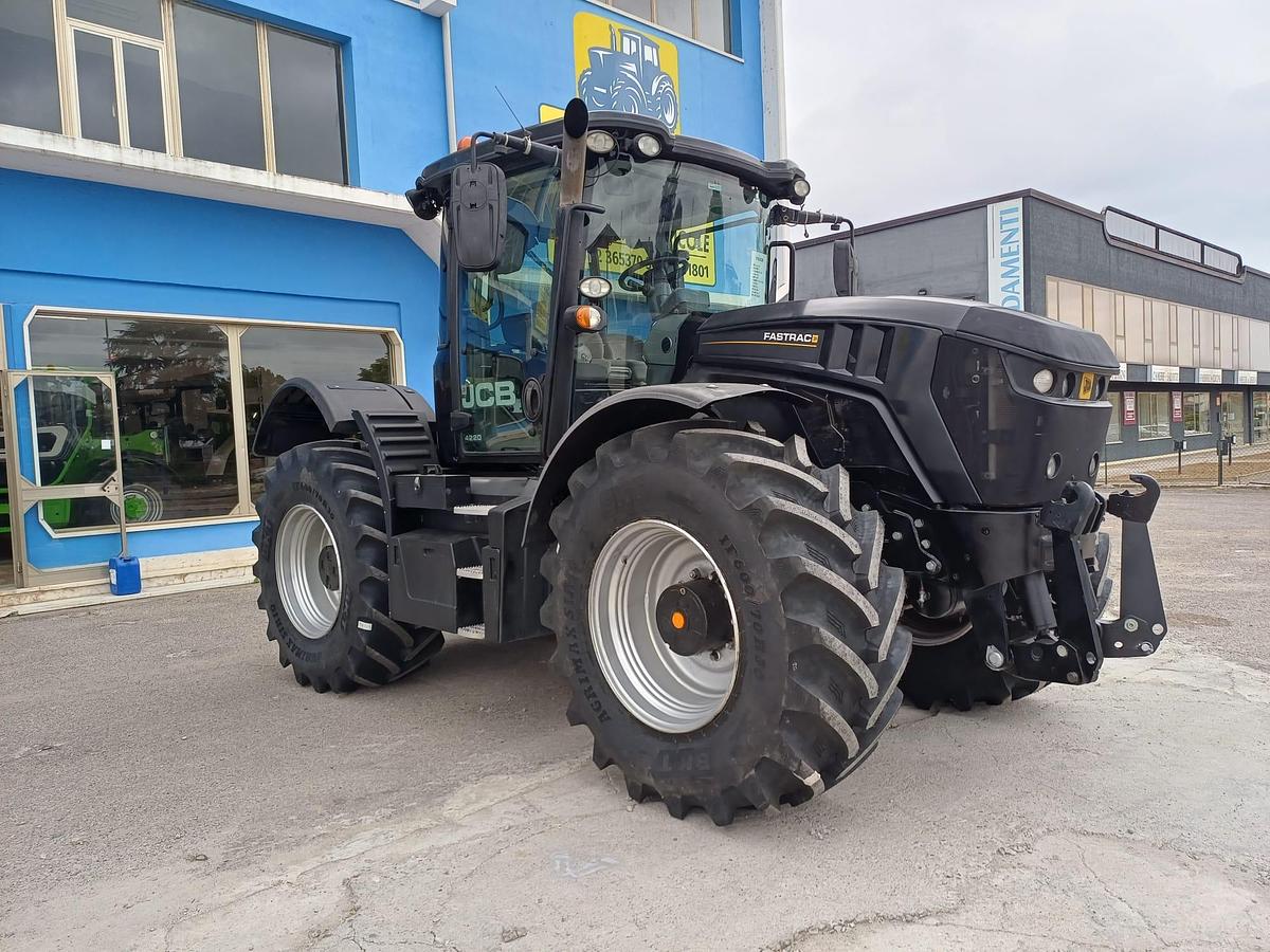 Usato JCB Fastrac 4220-Mother regulation- fr. aria 364Q