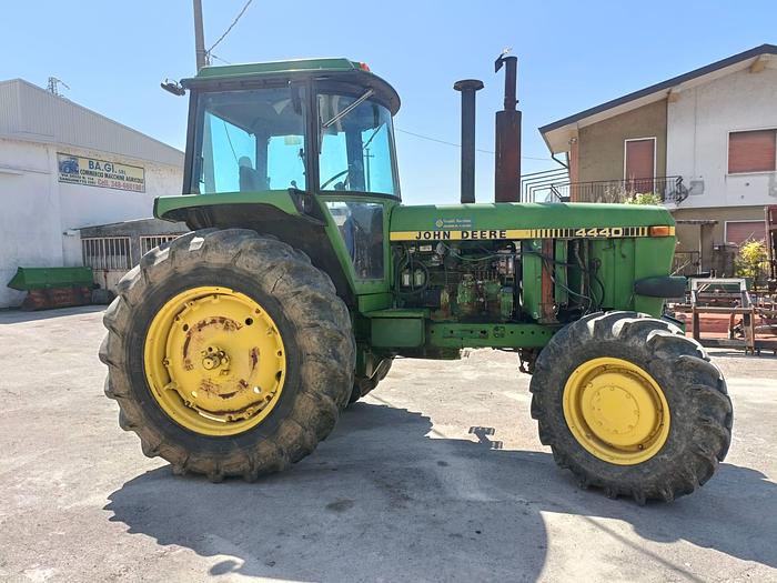 Usato John deere 4440- CV 125- cilindri 6