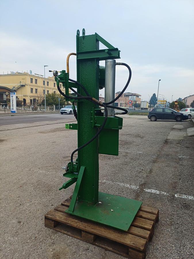 Usato Spacca legna per trattore agricolo