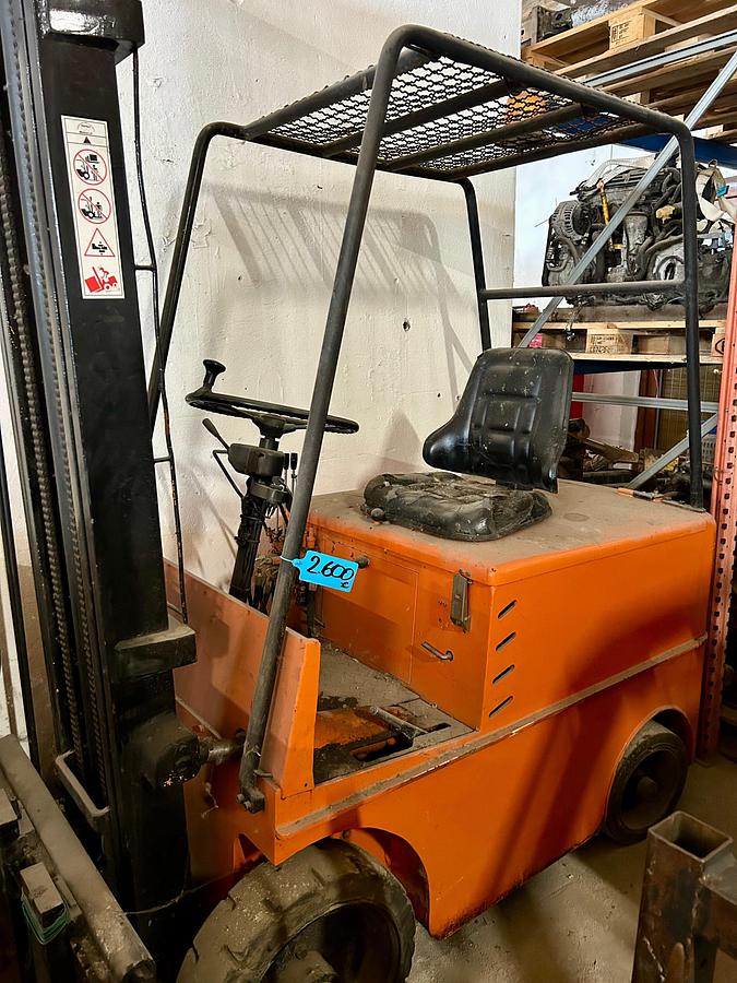 Usato Muletto elettrico C. Folli - alzata 15 q