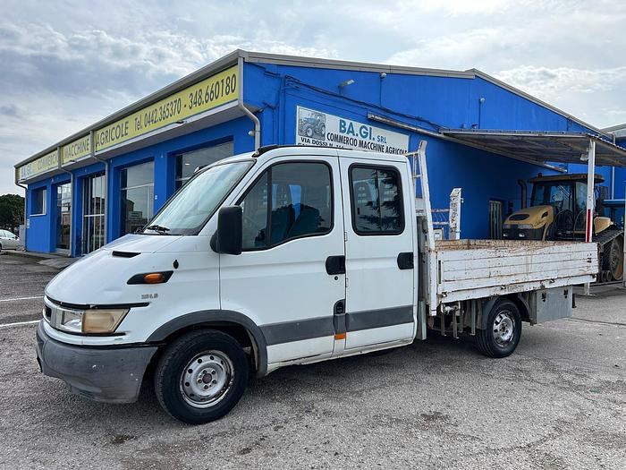 Usato Iveco Daily 29L9 con cabina doppia