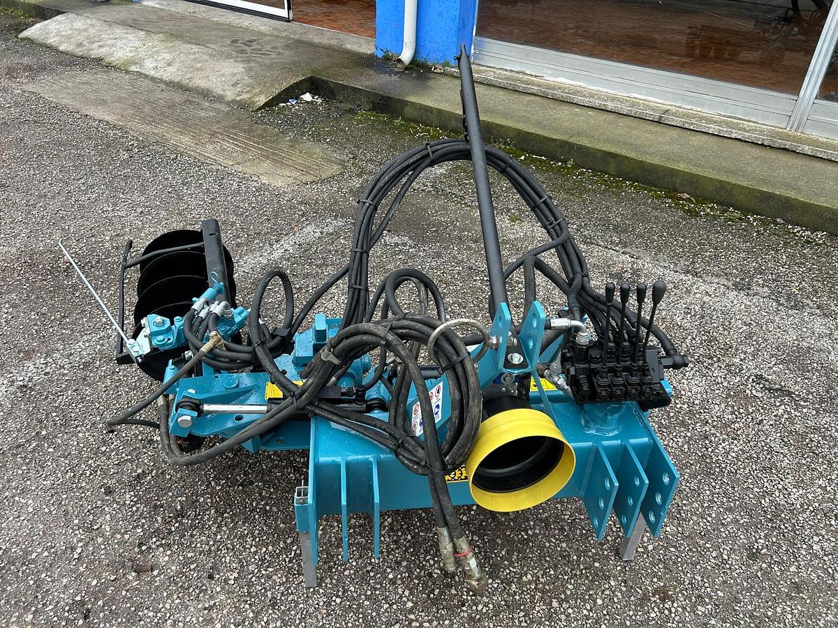 Usato scalzatore o porta attrezzi interfilare Spedo con dischi