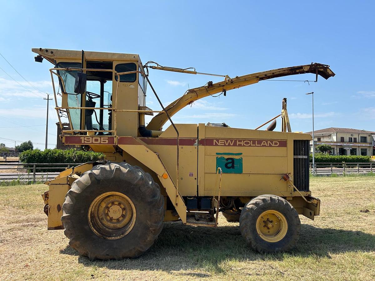 Usato Trincia New Holland 1905 con barra