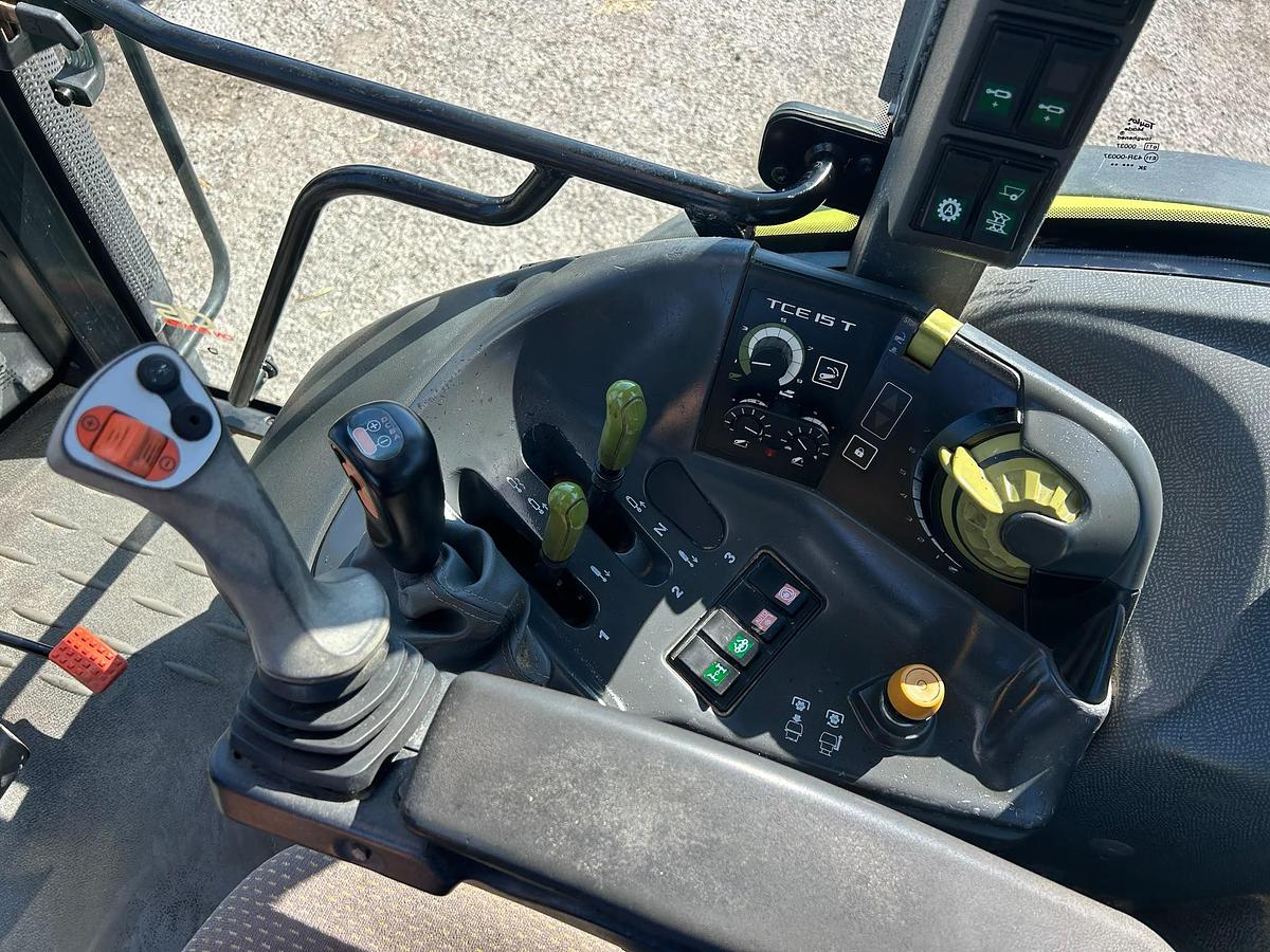 Usato claas arion 430- sollevatore e pto ant.