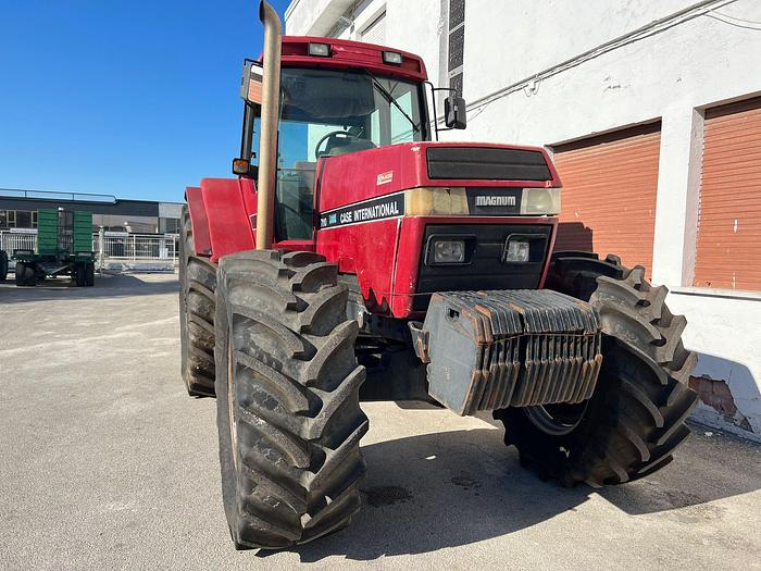 Usato Case International Magnum 7110- CV 180 -anno 1993