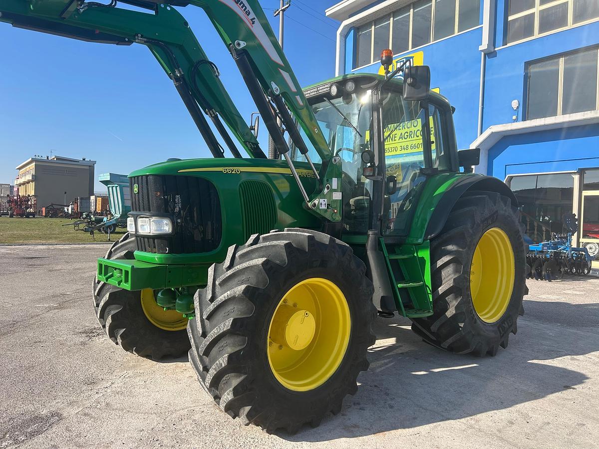 Usato John Deere 6620- caricatore Sigma4 con forche