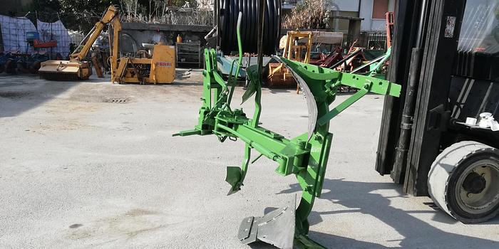Usato Aratro monovomere meccanico per 40-50CV