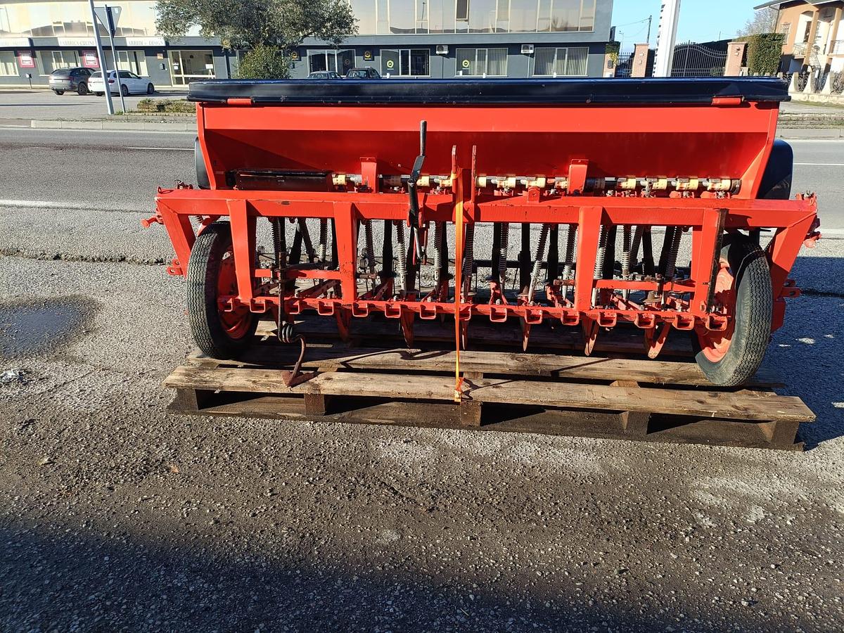 Usato seminatrice Carraro da 2,50m