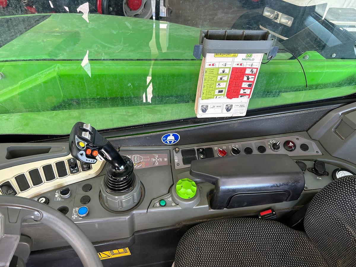 Usato Merlo TF 50.8 T-CS cabina sospesa