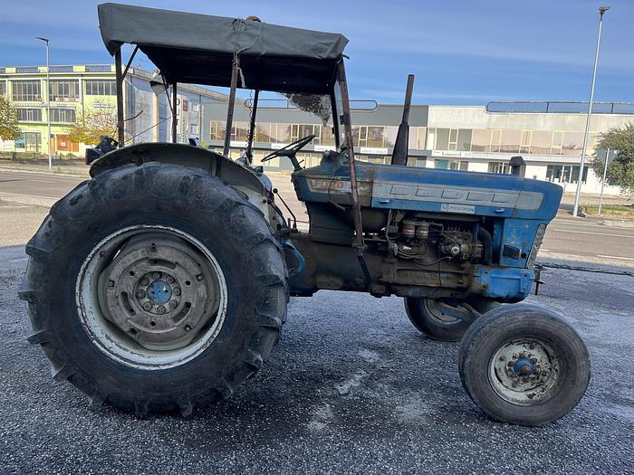 Usato Ford 5000 super major CV 68 con arco di protezione