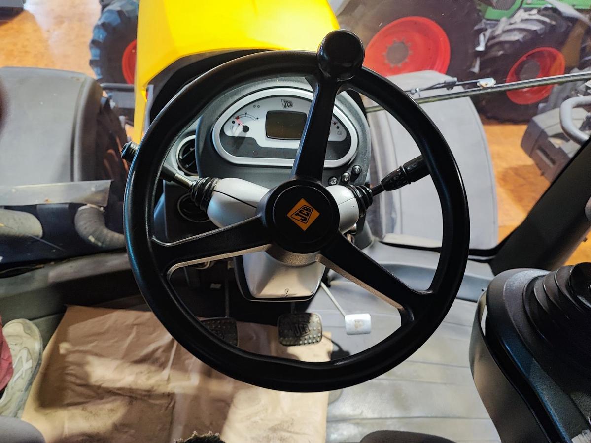 Usato Jcb 8310 CAMBIO RIFATTO