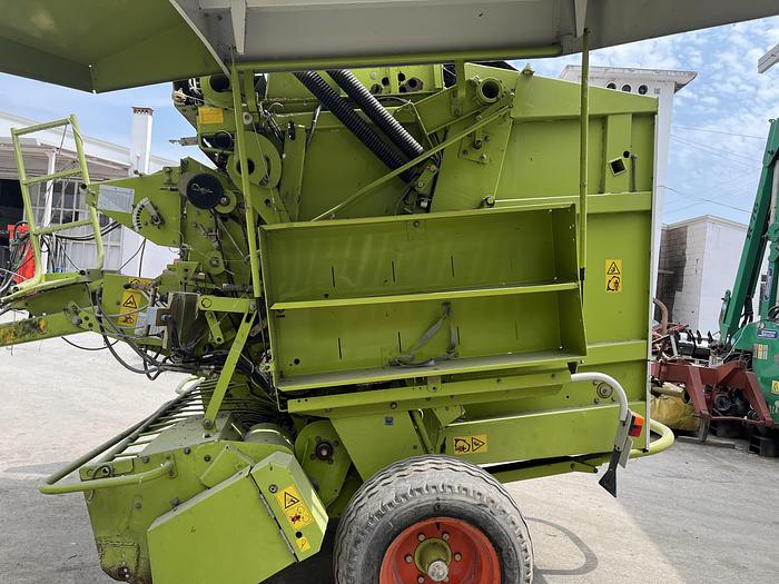 Usato Rotopressa Claas Variant 180 anno 2009