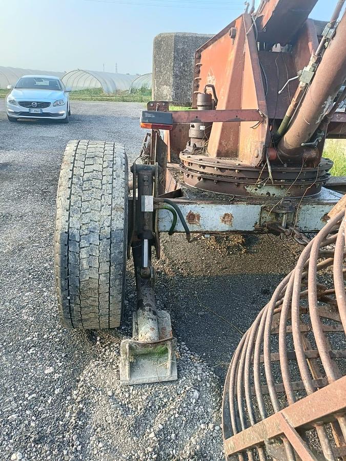 Usato Caricaletame Lop modello EV 800