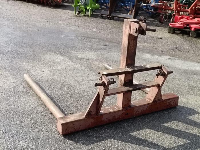 Usato Forconi vari per trattore agricolo