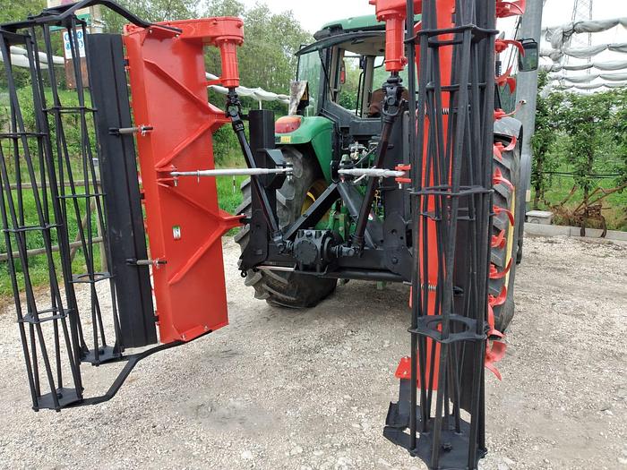 Usato Fresa Parolin da 4m pieghevole idraulicamente