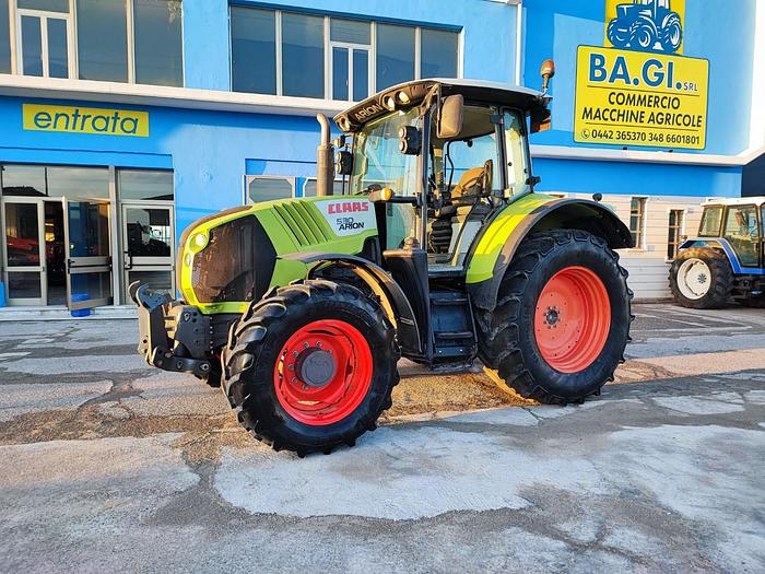 Usato Claas Arion 530 - soll. anteriore - PTO anteriore