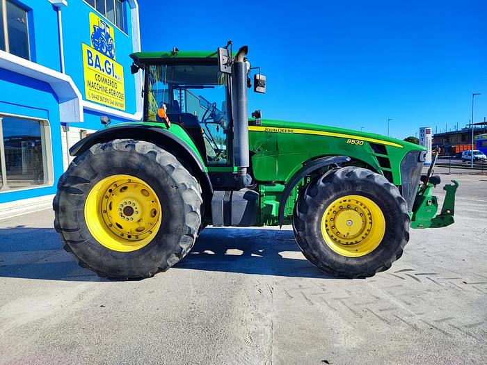 Usato John Deere 8330 -cambio e motore nuovi