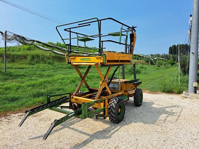 Usato Carro raccolta Blosi idrostatico-piattaforma idr