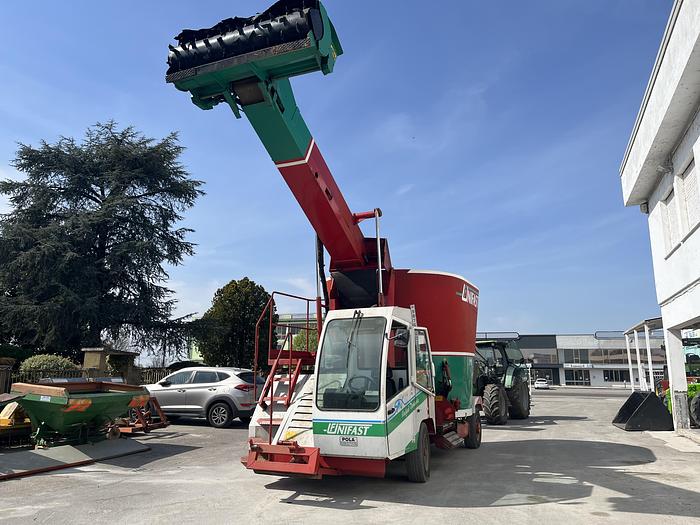Usato Carro miscelatore semovente Unifast SMX 20