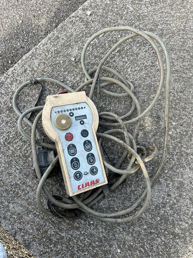 Usato Rotopressa Claas Variant 280 Roto Cut- anno 2006