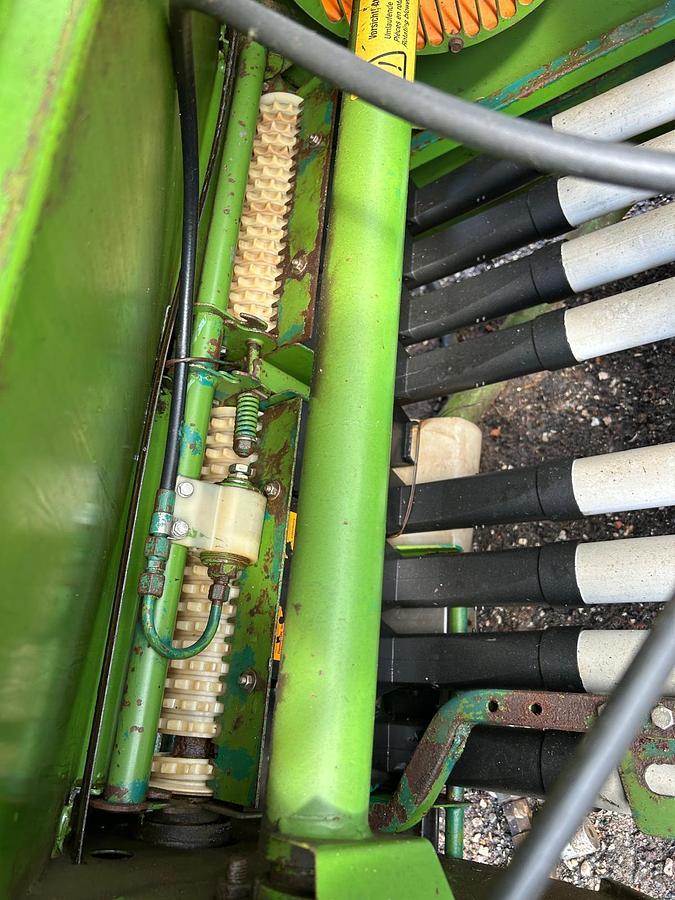 Usato Spandiconcime Amazone Jet 1503- barre idrauliche