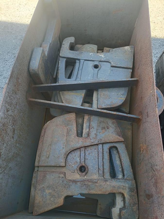 Usato Zavorre e porta zavorre per trattore-diverse marche