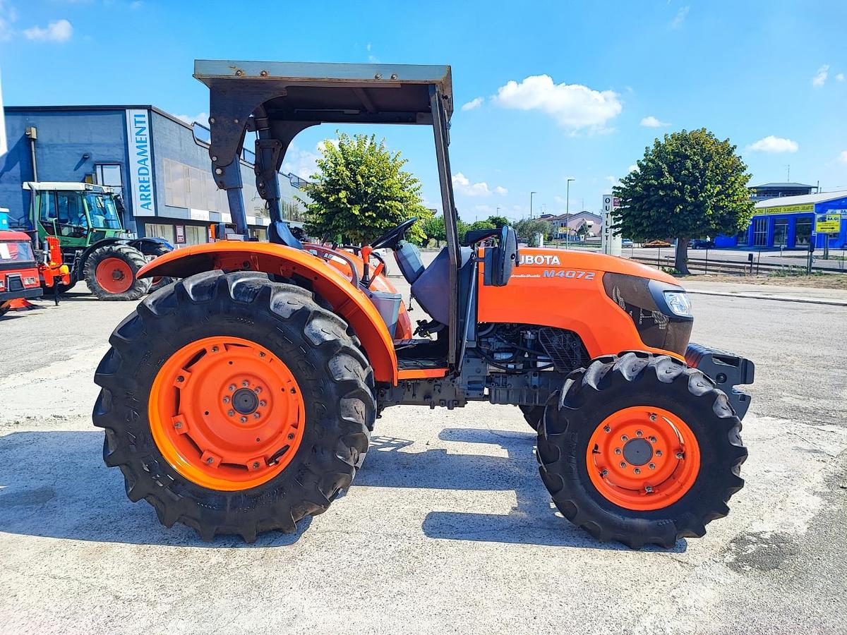 Usato Kubota M4072-2200 h