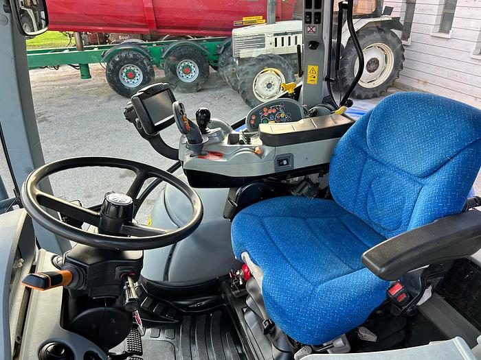 Usato New Holland T 7.185 autocommand