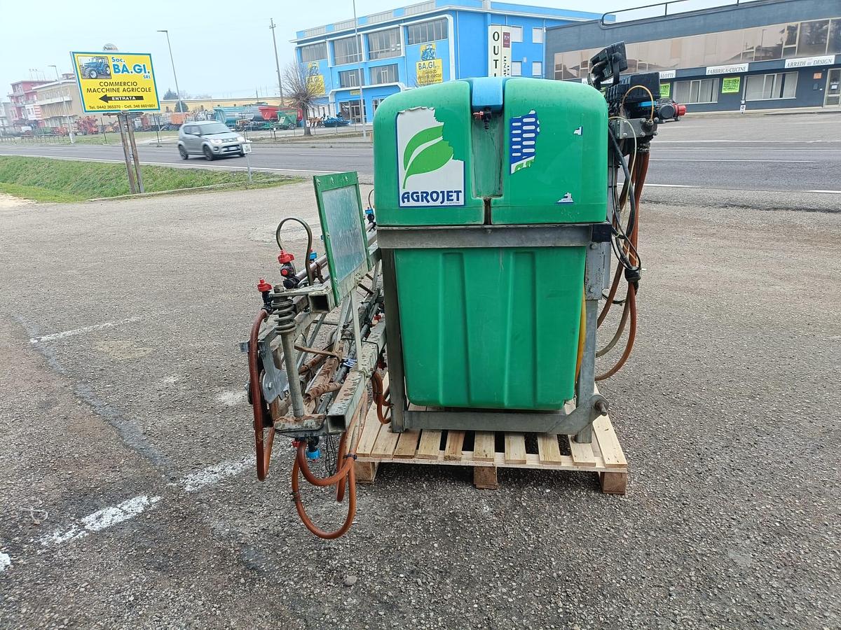 Usato botte da diserbo Caffini da 6q con barre